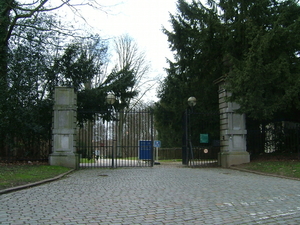 Pl.  Meise hoofdingang