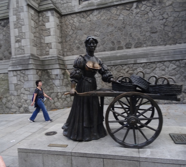 3B Dublin Molly Malone _DSC00074