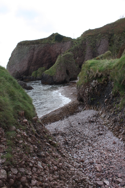 5F Antrim Cushendun_Caves,_2