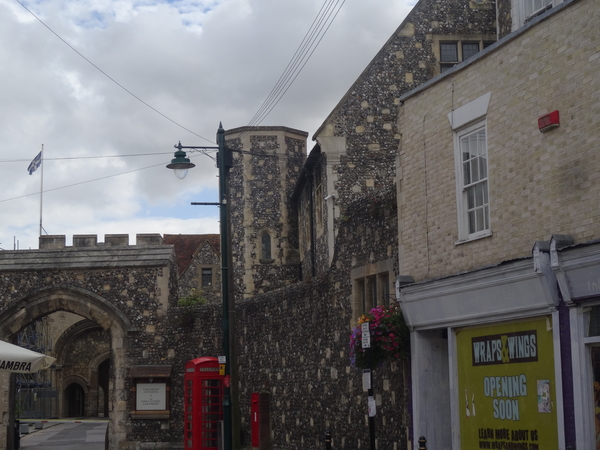 8B Canterbury _DSC00412
