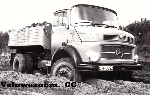 MERCEDES-BENZ-LAK1313.