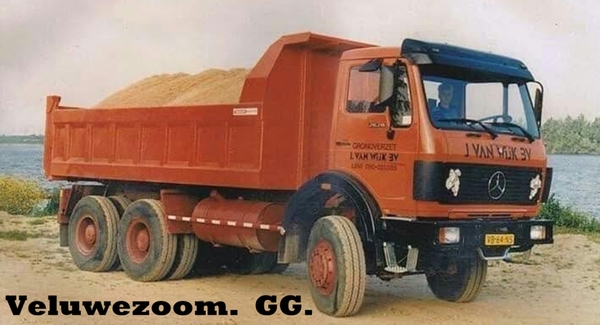 MERCEDES-BENZ.