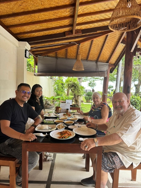 8b6ef89f-7457-4913-89a3-d00afc636cc4