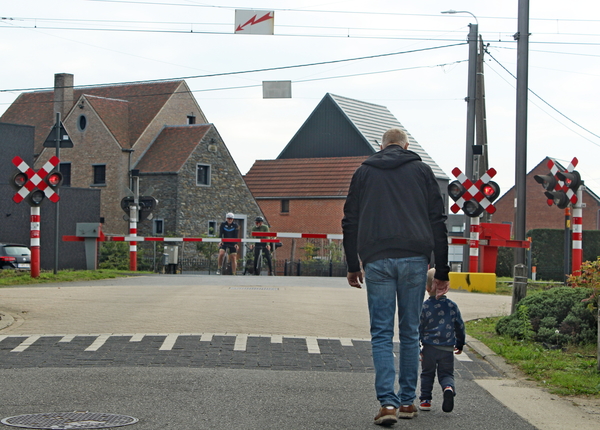 IMG_4304-12d_2025-10-12_vvk-Mech_Najaarsrit=Eten@Buren_onderweg_o