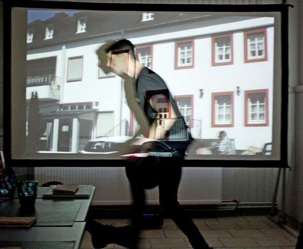 IMG_4431-12d_2025-10-18-za_vvk-Beringen_Moezel-filmavond_Thijs@Ge