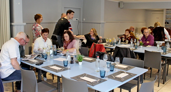 IMG_4403-12d_2025-10-18-za_vvk-Beringen_Moezel-filmavond_Thijs@Ge