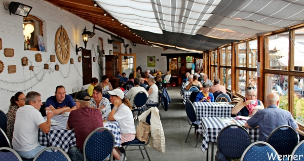 29_IMG_8163_vvk-Beringen_2025-07-13_Ardennenrit_ontbijt-terras