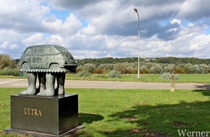 IMG_3028-12d_RAMc_Weekend-Giethoorn_2025-09-12-vr_onderweg_NoN-pl