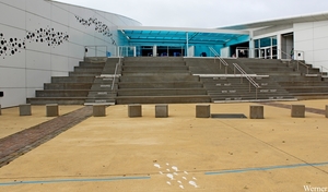 IMG_3904-12d_2025-09-18-do_vvk-Mech_2caps_Nausicaá_exit