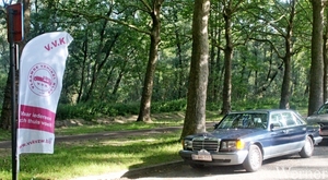 IMG_8248_vvk-Apen_tZeetje_2025-08-10-zo_Mercedes-QQQ_blauw_O-AHX-