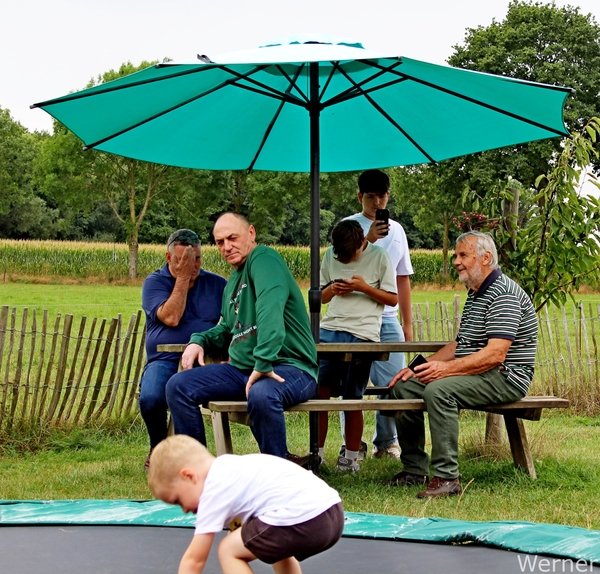 IMG_2915-12d_vvk-Lommel_Kempenrit_2025-08-31_Eersel-ijs_LandRover