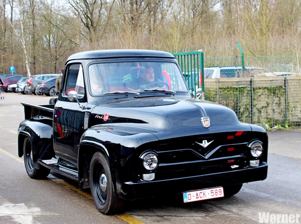 IMG_2383_2025-02-16_Winter-On-Wheels_Ford-F100-V8-pickup_zwart_O-
