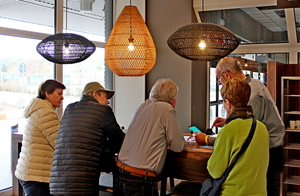 IMG_2817_2025-03-30_vvk-Aarschot_Hageland5_JL-geeft-computer-less