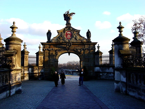 paleis-paulinerklooster-czestochowa-polen-achtergrond