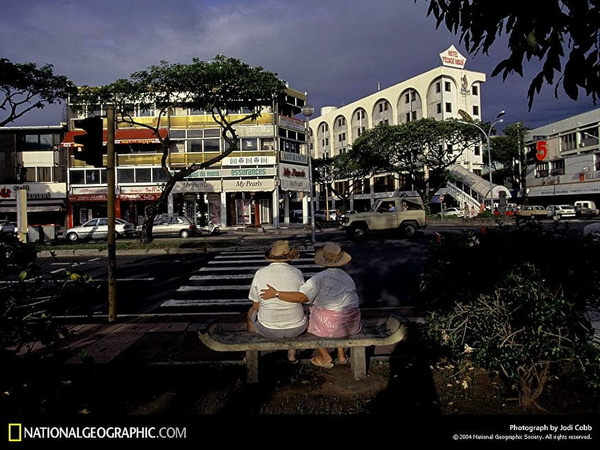 nat-geo-plaatsen-over-hele-wereld-national-geographic-town-achter