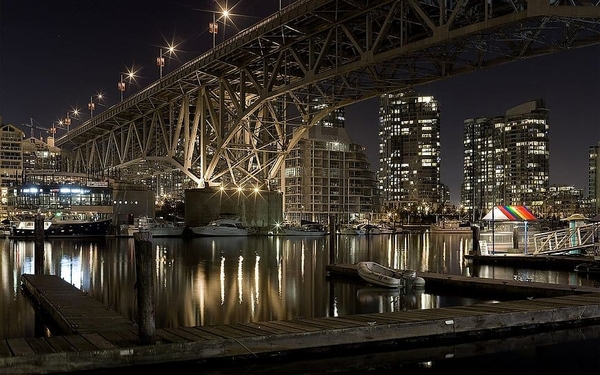 brug-nacht-wolkenkrabbers-architectuur-achtergrond (1)