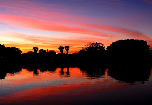 voor-dubbele-monitoren-natuur-reflectie-zonsondergang-achtergrond