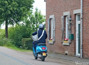 IMG_4085_2025-05-25_vvk-Beringen_Mei-rit_trommel-fanfare-vespa