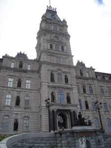 124 Quebec Parlement