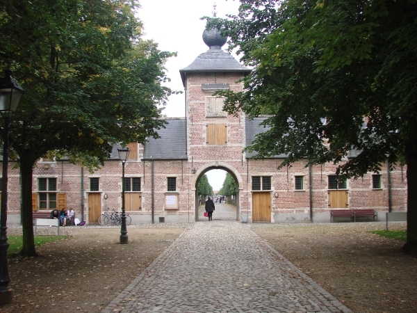 2008-09-09-ekeren distrikthuis-kasteel 008