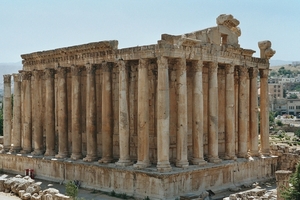 2   Baalbek _Bachustempel 2