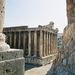 2   Baalbek _Bachustempel _zicht tussen zuilen doorzuilen