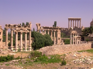 2   Baalbek _site zicht Jupitertempel