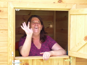 knibbel knabbel muisje,  wie komt er in mijn huisje
