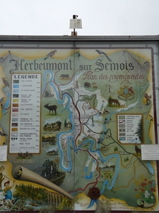 kaart met de wandelingen