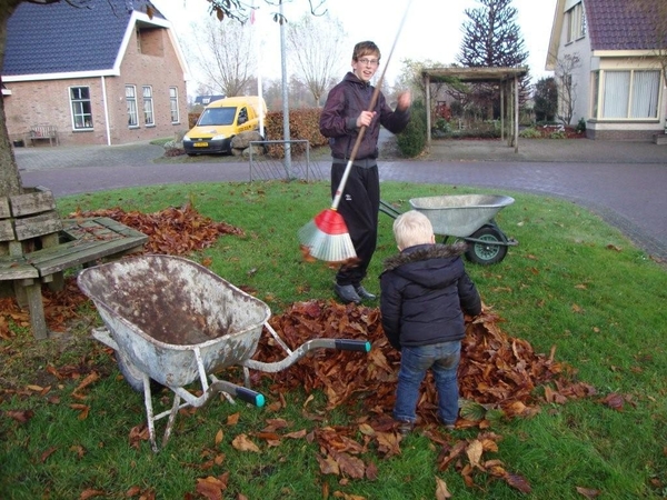 helpt graag een handje mee.