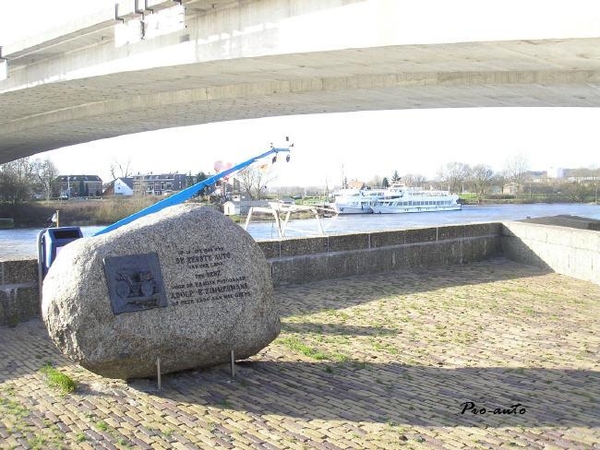 steen eerste auto NL