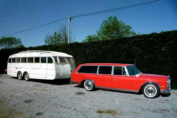 MB station + caravan