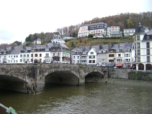 081111 Neuerburg Clervaux Bastogne Bouillon 080