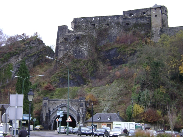 081111 Neuerburg Clervaux Bastogne Bouillon 082