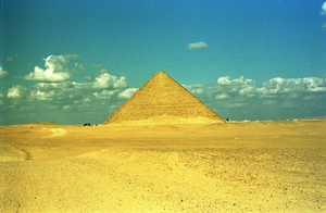 1c Saqqara_rode piramide