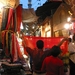 1a Cairo_Khan al-Khalili bazar _Koopman met stoffen