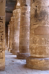 2b Thebe_west_Medinet Haboe 13