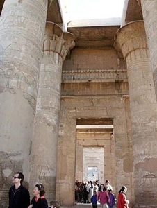 3_Kom Ombo_tempel _zuilenhal