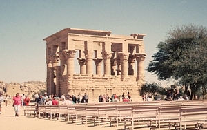 3_Philae-tempel _Trajanus kiosk 3