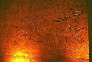 4_Abu Simbel_grote tempel_binnen 2