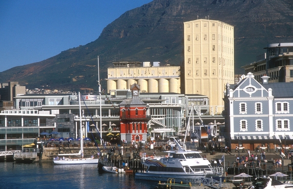 8 Kaapstad_waterfront_klokketoren