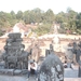 4SR BK SIMG1294 boven zicht met gids en voorzijde tempel Bakong