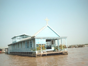 5TS SIMG1234 Drijvende kerk Tonlé Sap meer