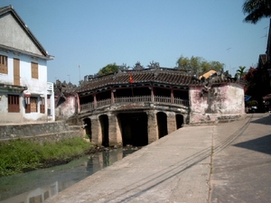 1SG SIMG1378 japanse brug in Hoi An