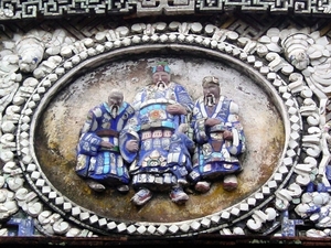 4HU I Hue Mosaic-Medallion