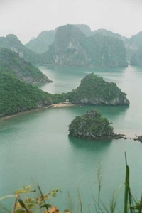 8HL I Halong Bay eilandjes