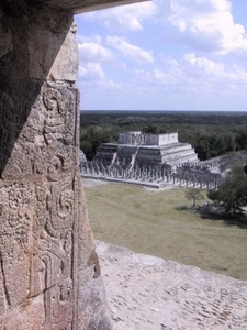 2a Chitzen Itza_tempel van de krijgers_Templo de los Guerreros