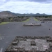 9b Teotihuacan_zicht maanpiramide richting de zonnepiramide 2