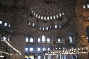 1 Istanbul  blauwe moskee binnen koepel 2
