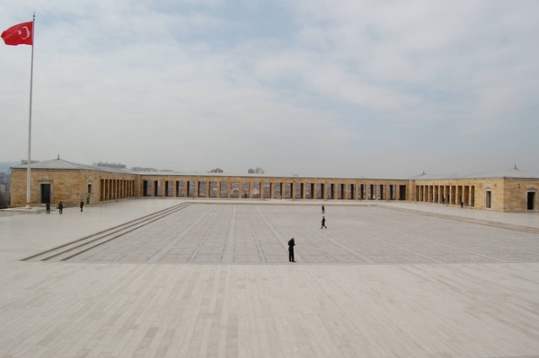 2 Ankara  Ataturk mausoleum  binnenplaats